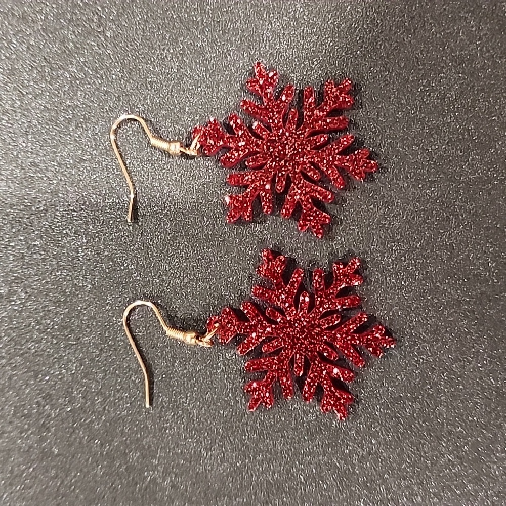 Red Snowflake earrings